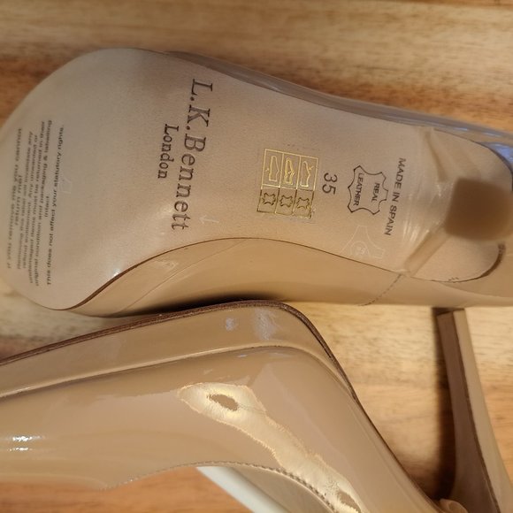 NEW L.K.Bennett Patent-Leather Nude Pamps - Picture 4 of 5